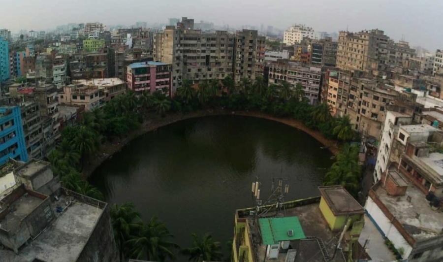 পুরান ঢাকার ঐতিহ্যের সাক্ষী ইসলামপুরের  নবাববাড়ি পুকুর